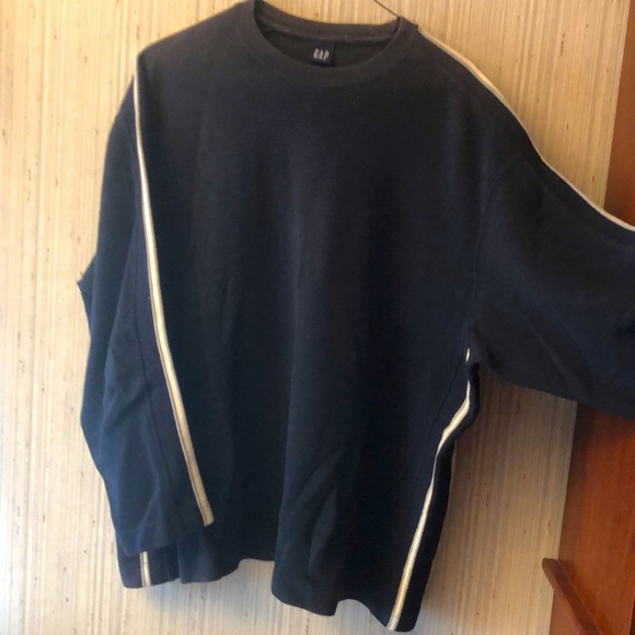 🎁GAP Shirt - Picture 3 of 4